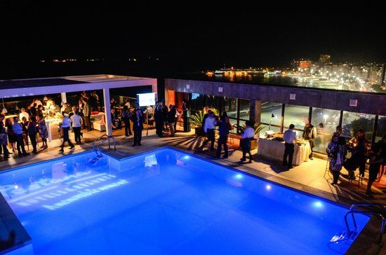 Deck Lounge Bar